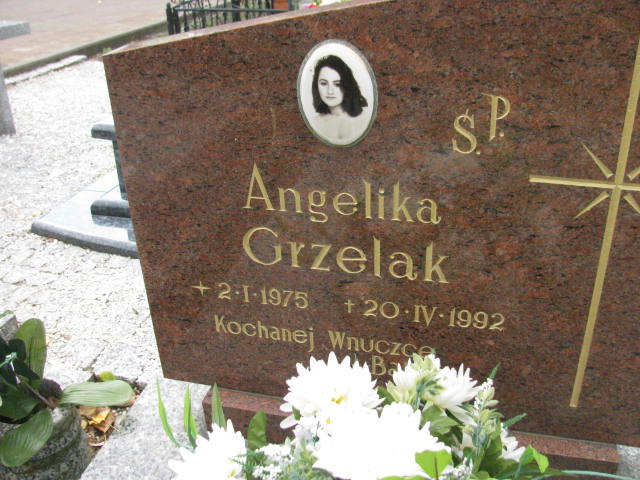 Angelika Grzelak 1975 Kostrzyn nad Odrą - Grobonet - Wyszukiwarka osób pochowanych
