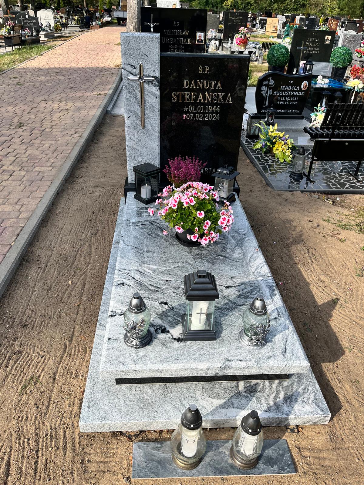 Danuta Stefańska 1944 Kostrzyn nad Odrą - Grobonet - Wyszukiwarka osób pochowanych