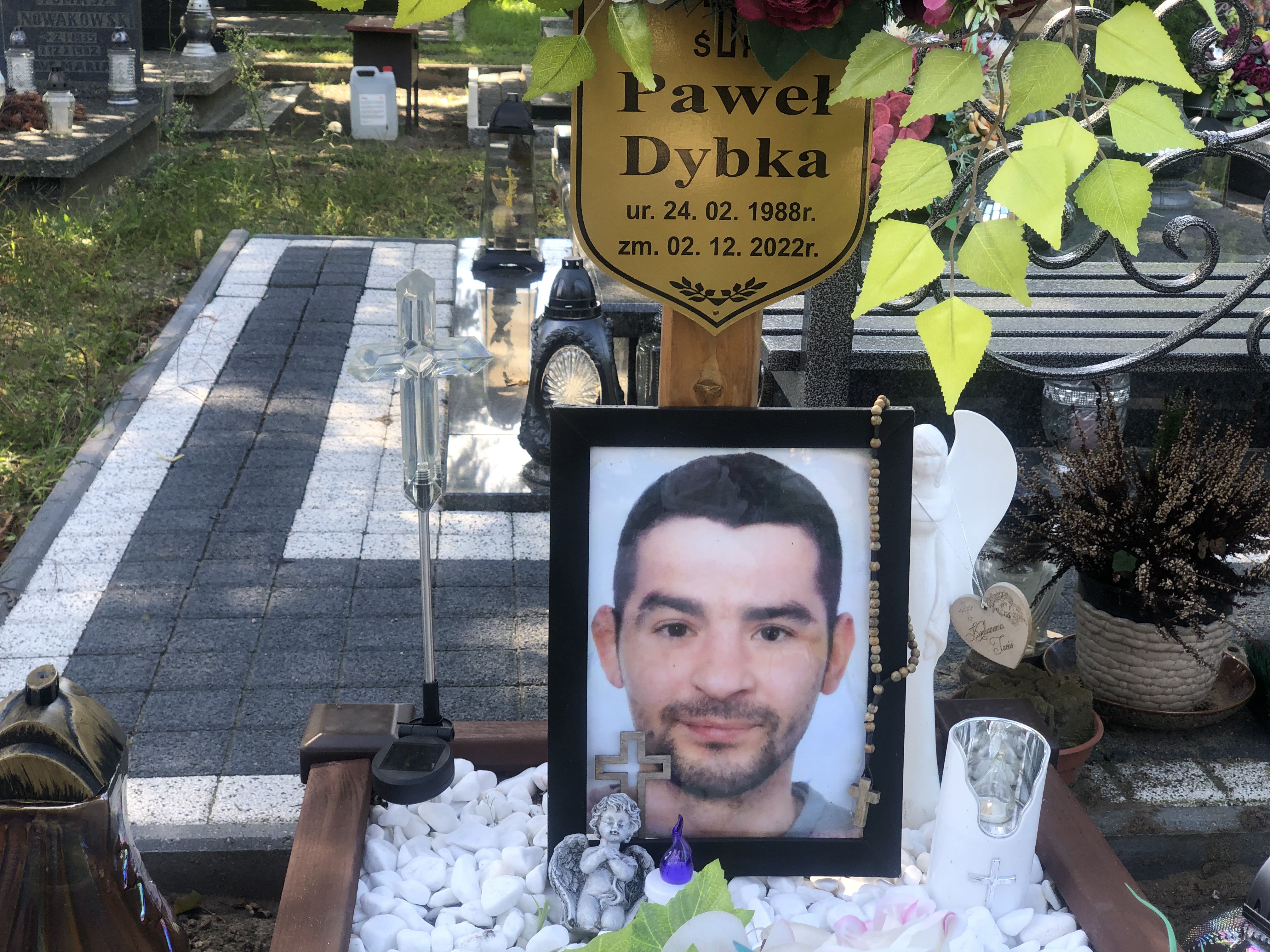 Paweł Dybka 1988 Kostrzyn nad Odrą - Grobonet - Wyszukiwarka osób pochowanych