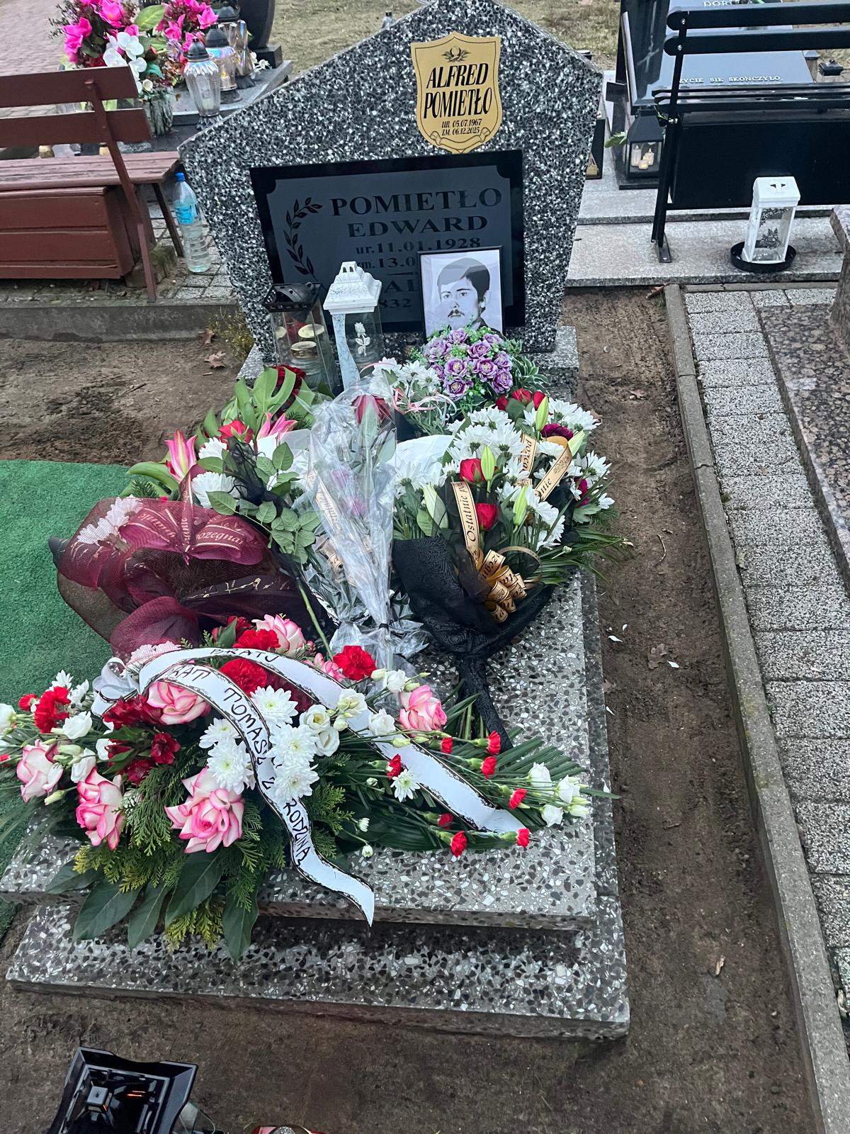 Grób Alfred Pomietło