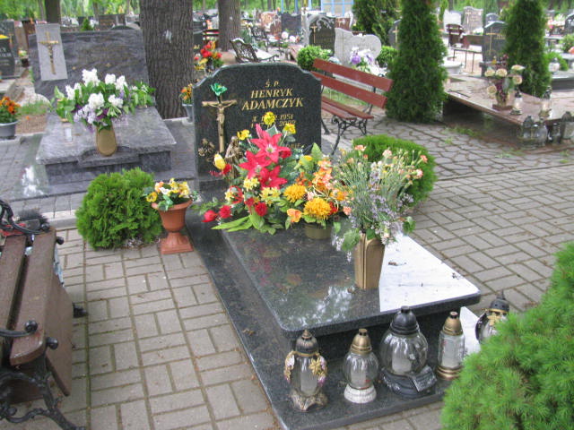 Grób Marianna Adamczyk