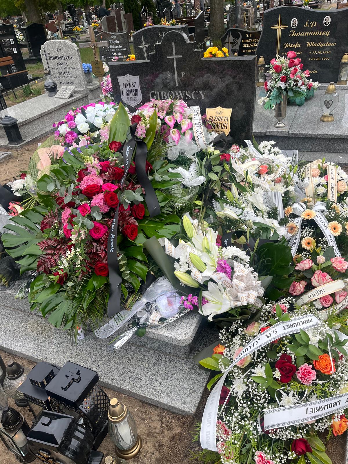 Grób Elżbieta Gibowska
