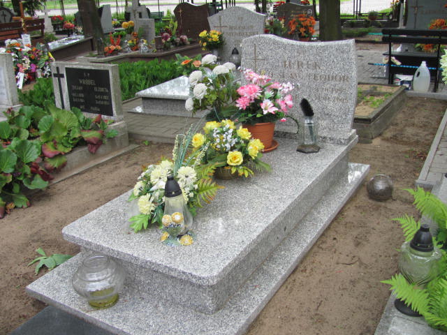 Grób Wiesław Jurek