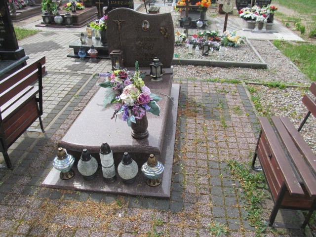 Grób Marianna Król