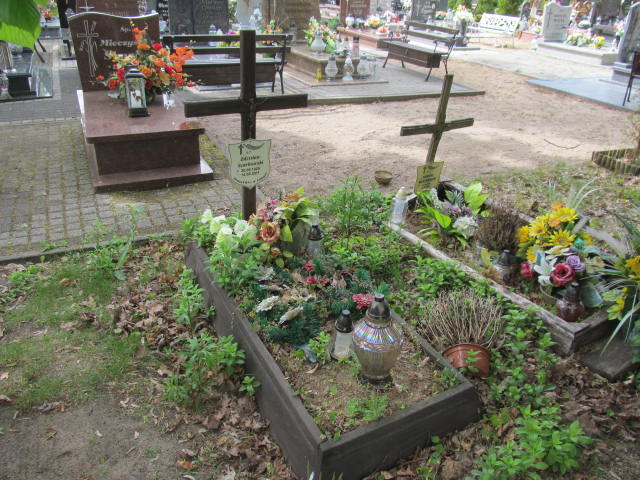 Grób Zdzisław Szarkowski