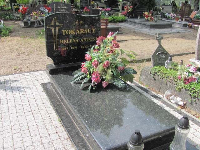 Grób Antoni Tokarski